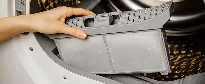Signs Of A Clogged Dryer Lint Trap in Lealman, Florida